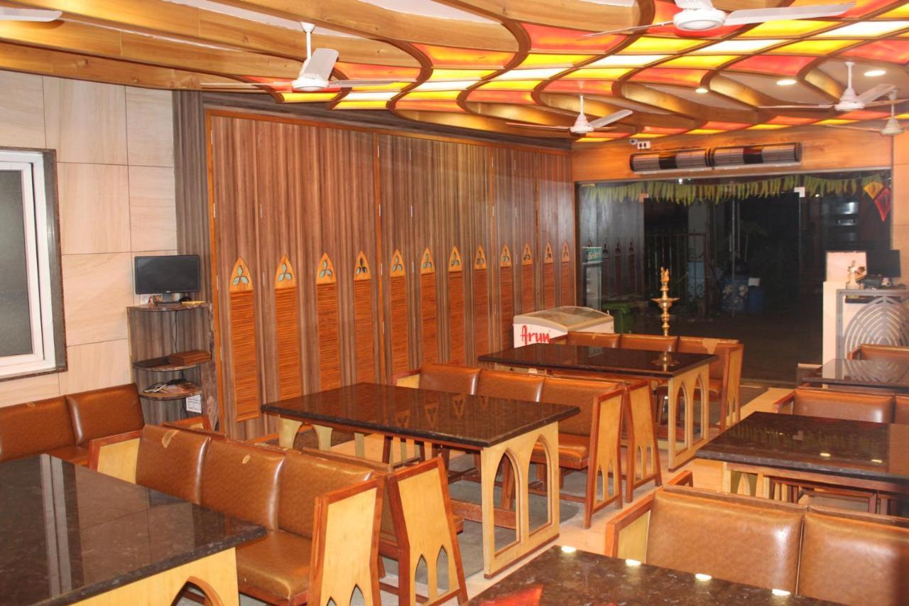 Annai In Saravana Bhavan Fine Stay And Restaurant Velankanni Eksteriør billede
